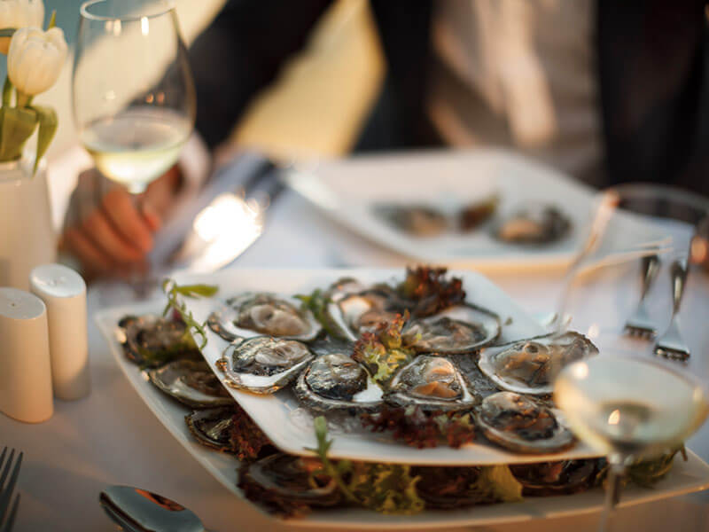 Piatti di pesce gourmet al ristorante Nautika a Dubrovnik, Croazia