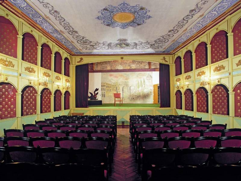 Najstaršie verejné divadlo v Európe vo vnútri budovy Arzenálu