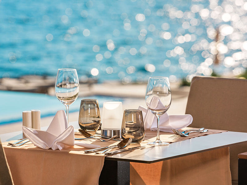 Tisch am Meer im Restaurant Miramare by Fratelli Cerea