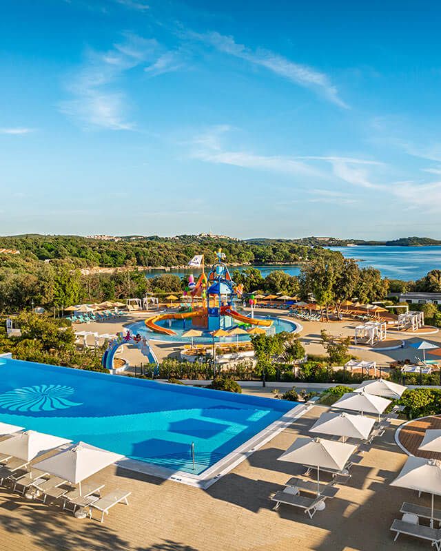 Widok z lotu ptaka na Valamar Camping Istra, luksusowy 5-gwiazdkowy resort kempingowy w Funtanie w Istrii, niedaleko Poreča
