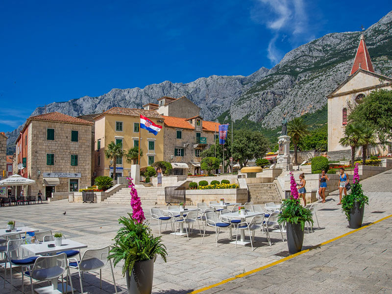 Kačić Square with statue and Franciscan church in Makarska