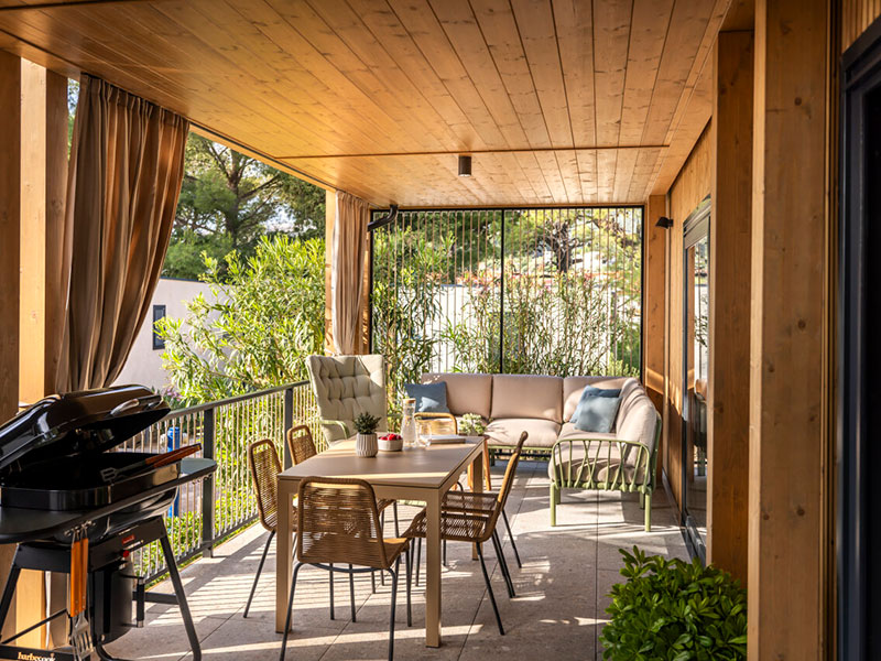 Zunanja terasa z žarom v Padova Camping Homes