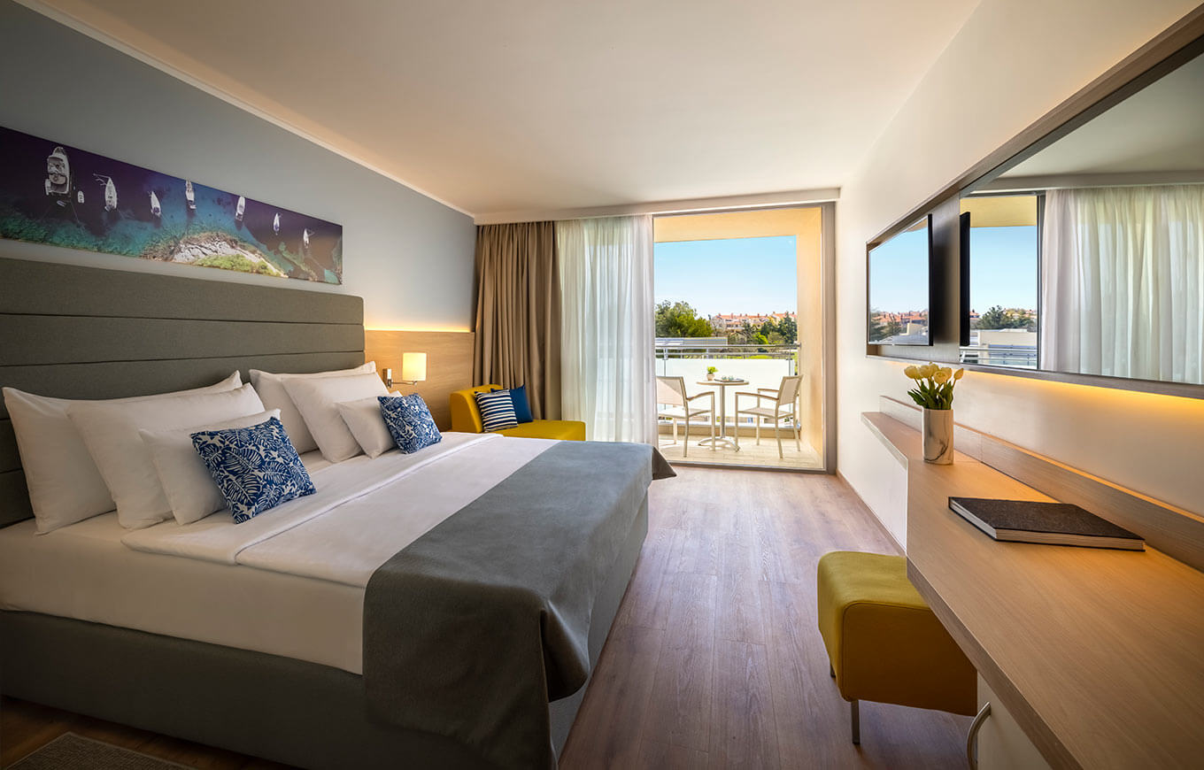 Superior szoba 2+1 fő részére a Valamar Parentino Hotelben