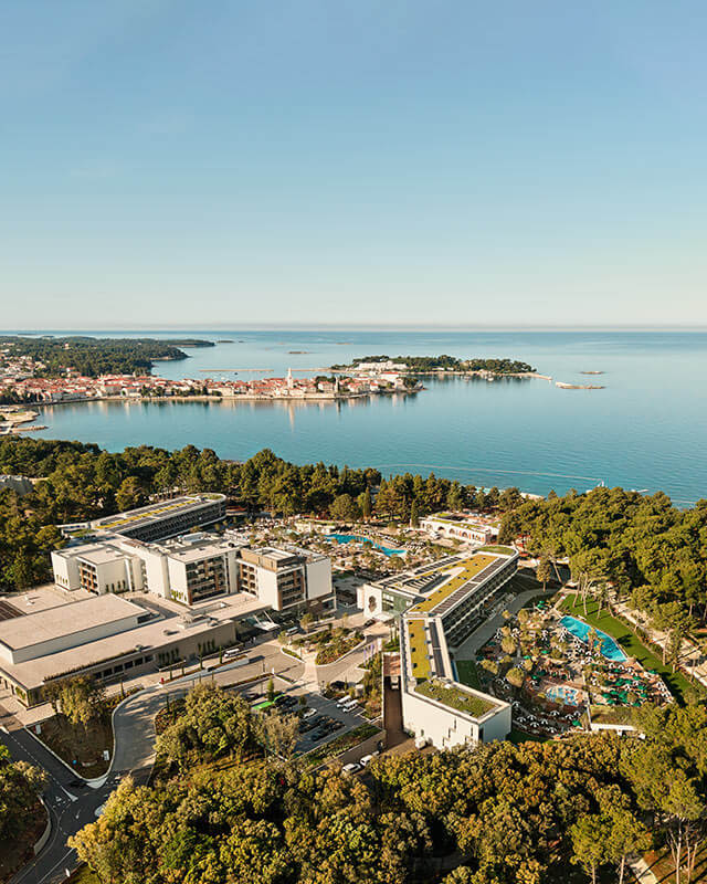Pogled iz zraka na Arba Resort na otoku Rabu