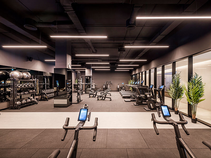 Dobre vybavená vnútorná posilňovňa Valamar Isabella Island Resortu neďaleko Poreča.