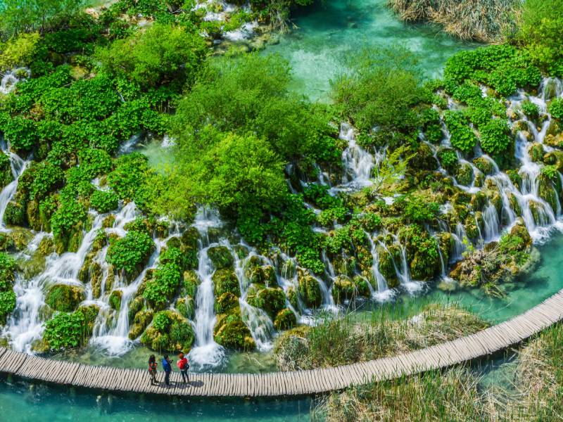 Lush greenery and waterfalls in Plitvice Lakes National Park
