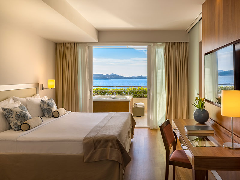 Presidential Suite with jacuzzi at President Hotel, Valamar Collection, in Dubrovnik